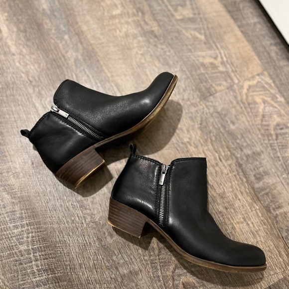 Lucky Brand Basel Leather Ankle Booties - Picture 5 of 9